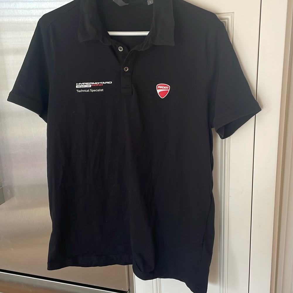 Ducati men’s black T-shirt, size large